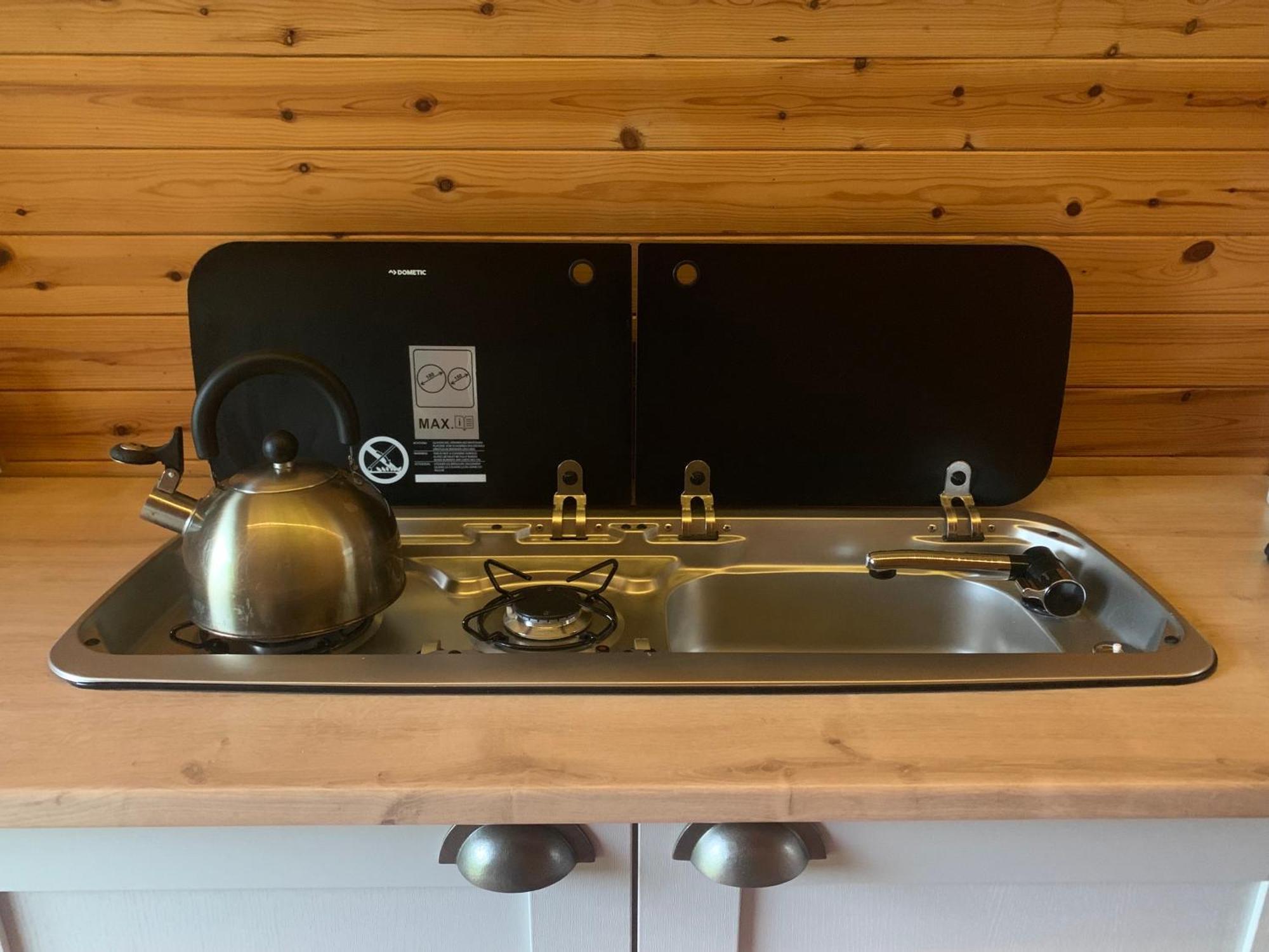 Llandysul Ceridwen Glamping, Double Decker Bus And Yurts酒店 外观 照片